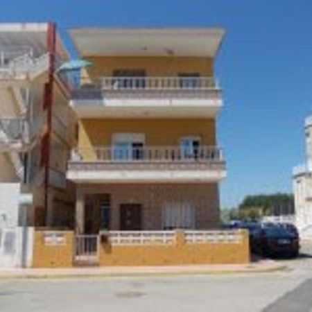 Piles - Apartment - Sleeps 7 - Parking - Seafront Ngoại thất bức ảnh